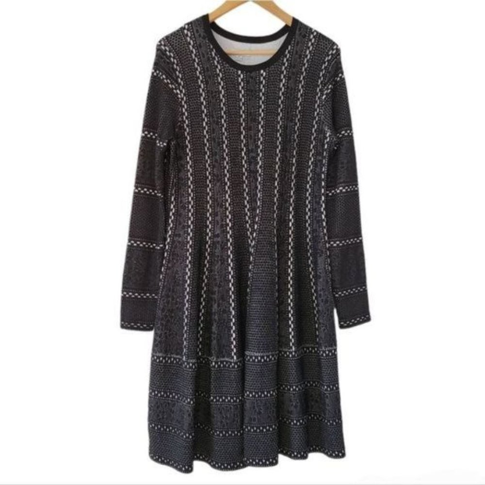 Katherine Barclay Long Sleeve Midi Pleated Dress Size 2X Black White.